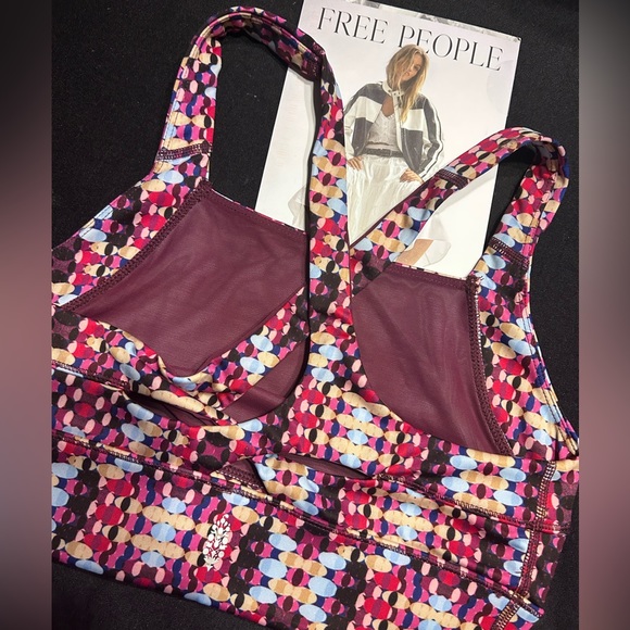 FREE PEOPLE NWOT movement Multi Color Workout TOP - Picture 2 of 6